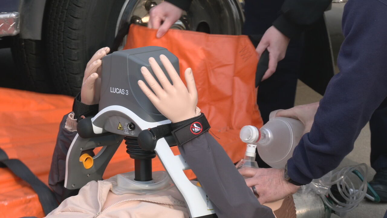 New Albany ambulances add life-saving machine that can perform chest compressions